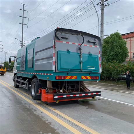 東風天錦吸塵車吸塵降塵清掃效率高現車隨提全國可分期