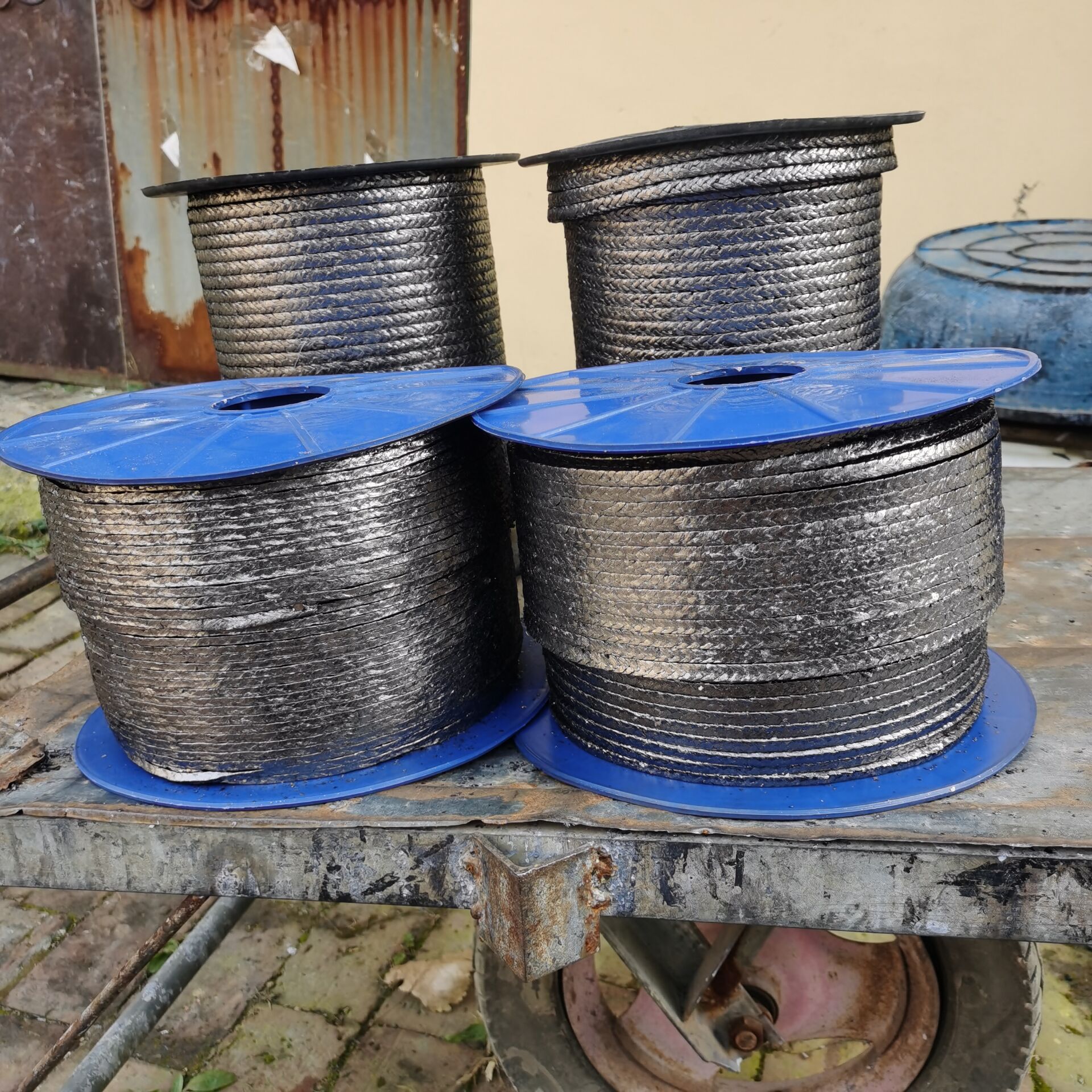 耐高温柔性石墨盘根1010mm石墨盘根