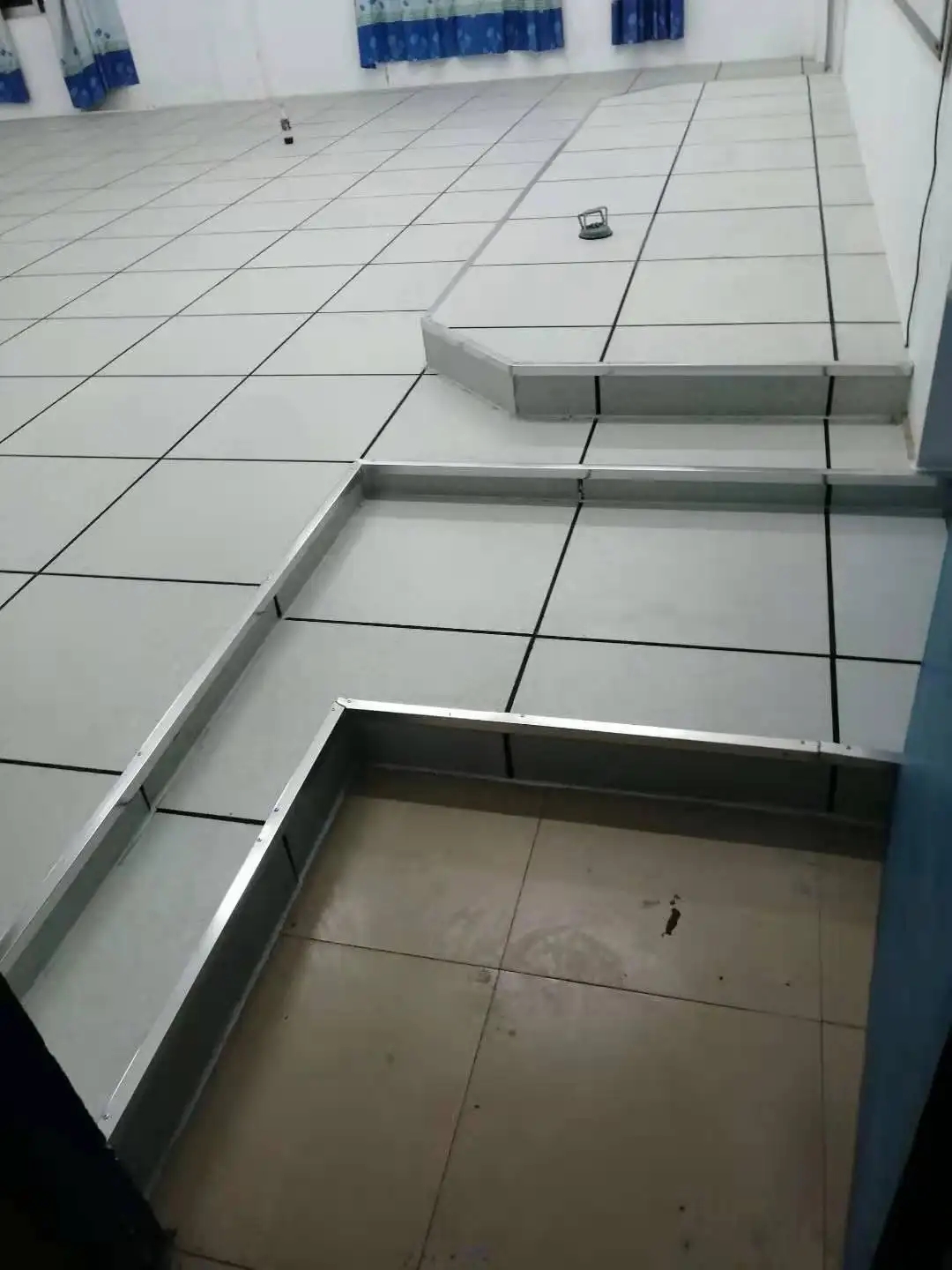 美露全钢防静电地板