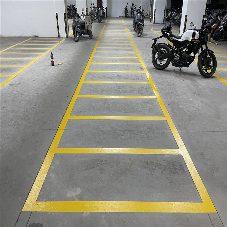 防城港市上思县道路冷涂划线