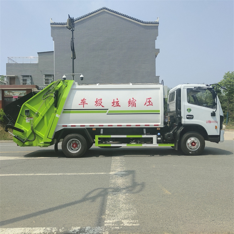 压缩垃圾车工作视频
