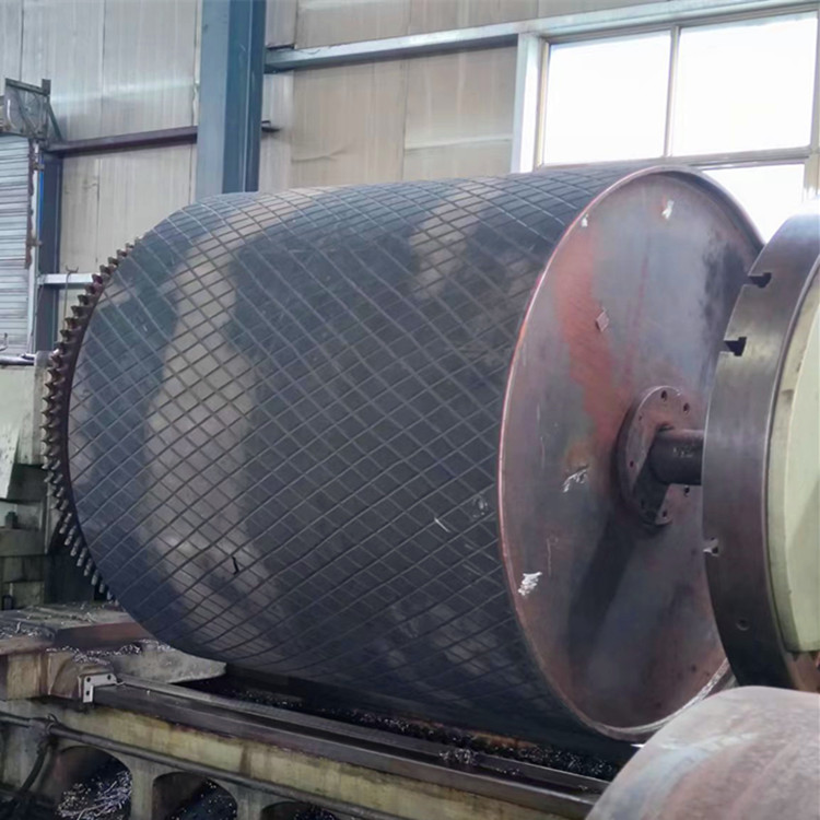 驱动滚筒是皮带输送运输系统中重要部件和组成部分.