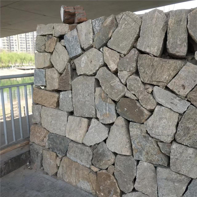20-35cm土黄色垒墙石 室外石材背景墙 干砌石护坡 砌筑石材