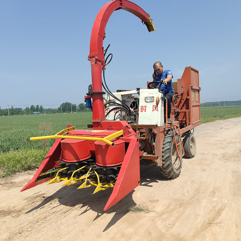 小型青储机大型养殖场用玉米收改装青贮机价格优惠