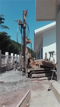 平湖钻井电话，平湖工厂用水打井，平湖航通打井实地勘察出方案