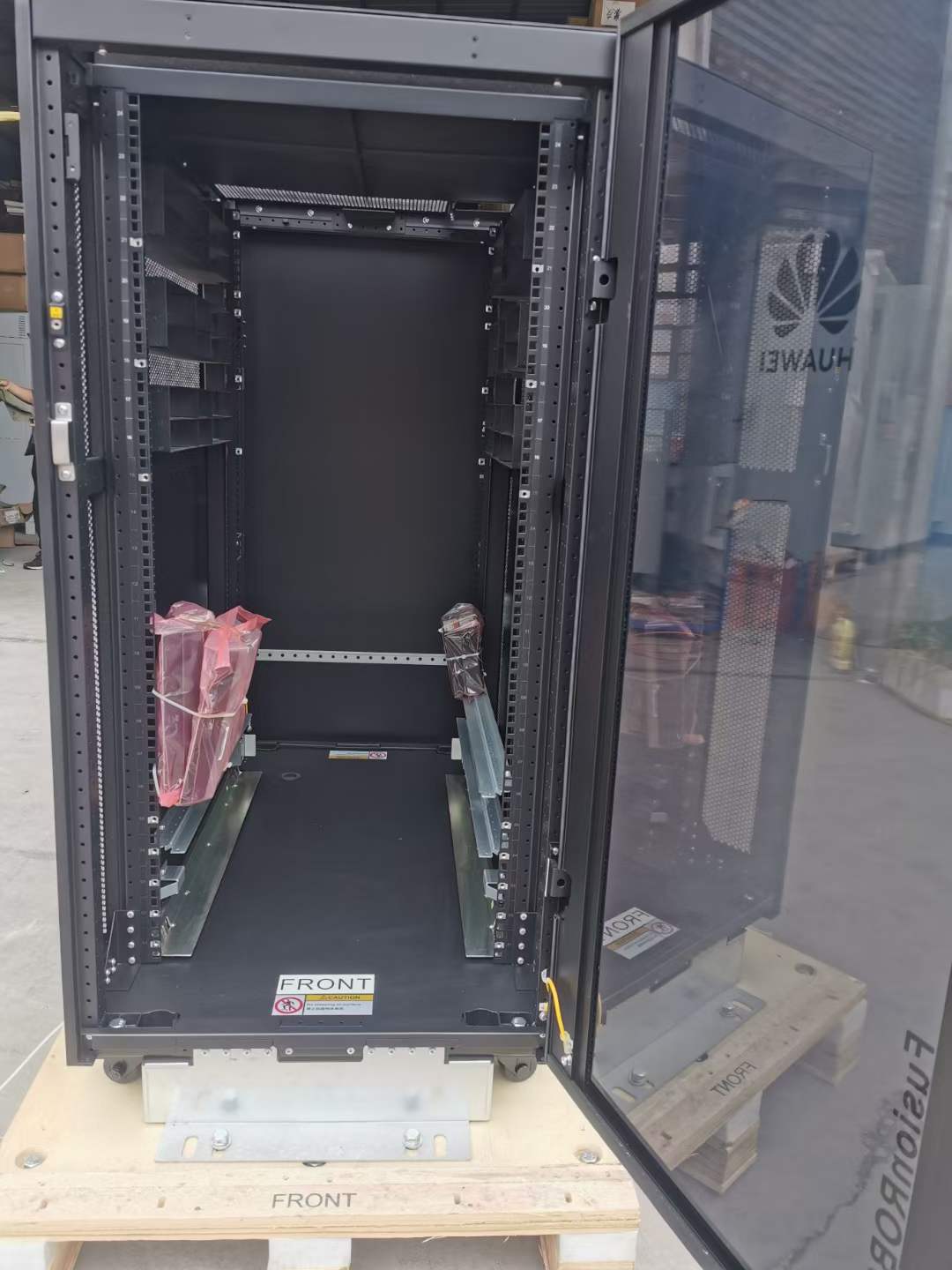 华为FusionCube1000室内存储服务器机柜8U 24U玻璃门机柜