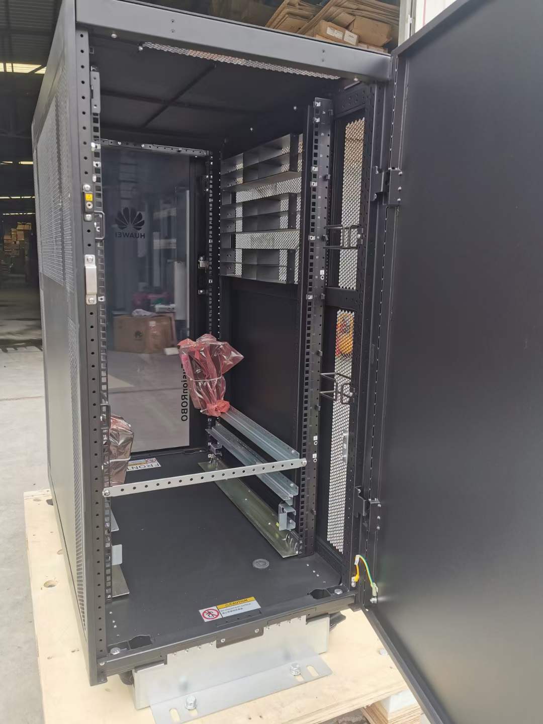 华为FusionCube1000室内存储服务器机柜8U 24U玻璃门机柜