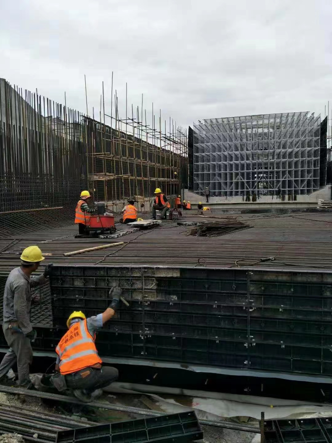 塑钢模板 塑料模板厂家 平面建筑材料 混凝土现浇 桥梁工程用