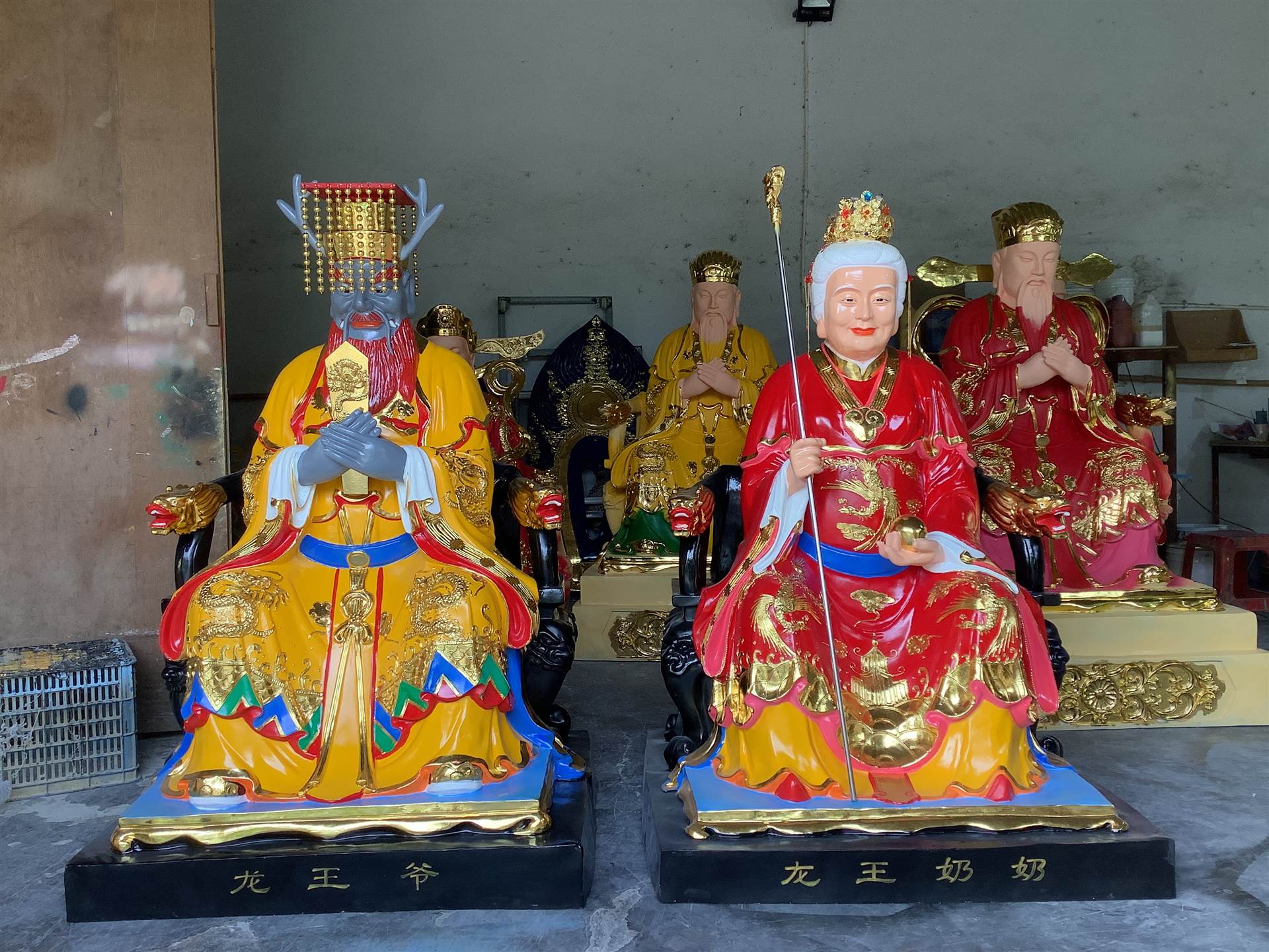 四海龙君神像龙五爷神像龙父龙母神像