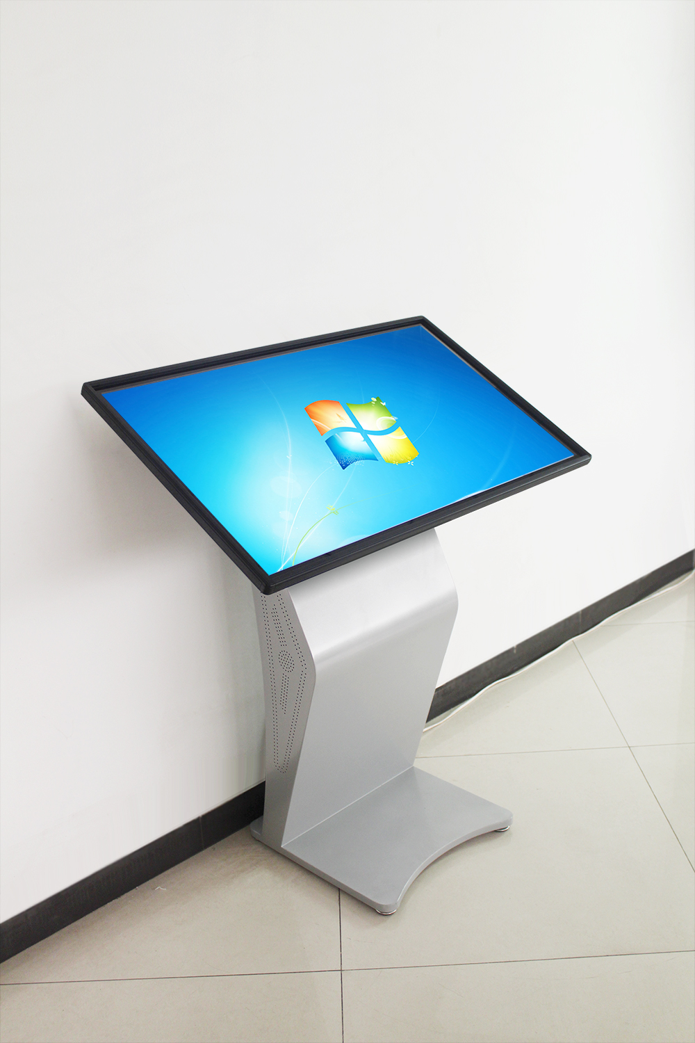 石家庄触摸一体机厂家43寸红外卧式触摸一体机