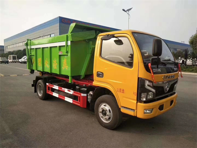 小3轴大箱体清运18立方粪便运输车 清运含水粪污20方粪便自卸车