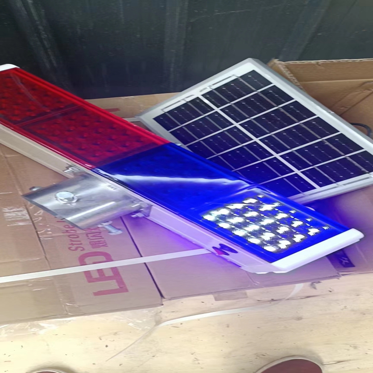 定制太阳能爆闪灯厂家/可喊话双面红蓝12灯警示灯批发