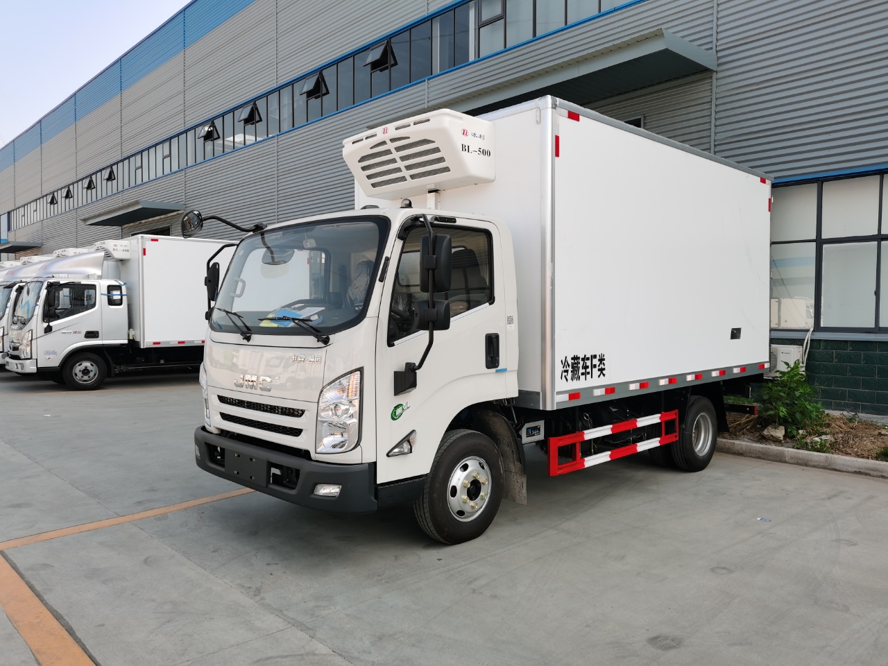 国六江铃凯运4米2冷藏车130马力