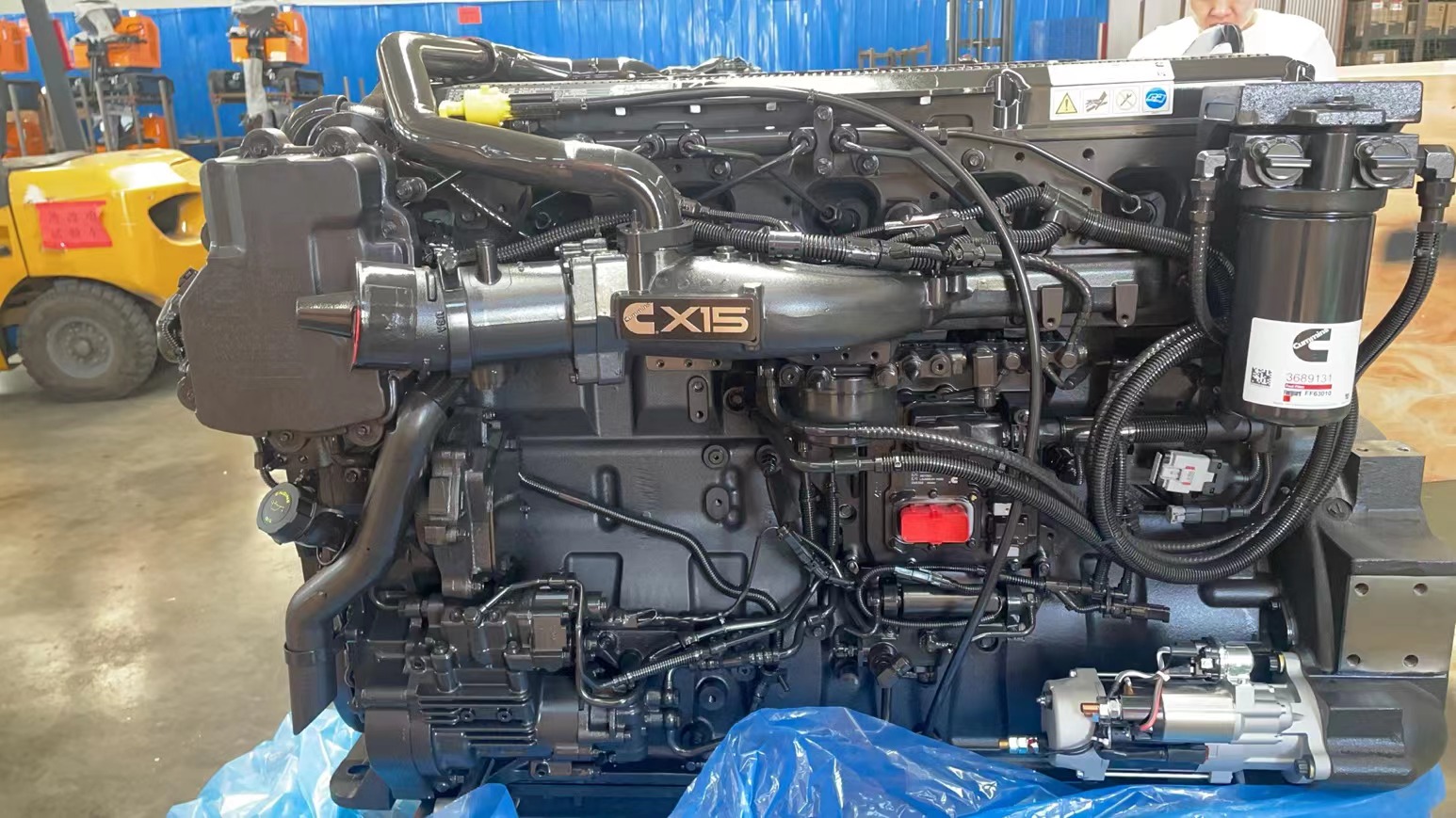 康明斯x15全新欧四发动机 中联重科ze700esp挖掘机