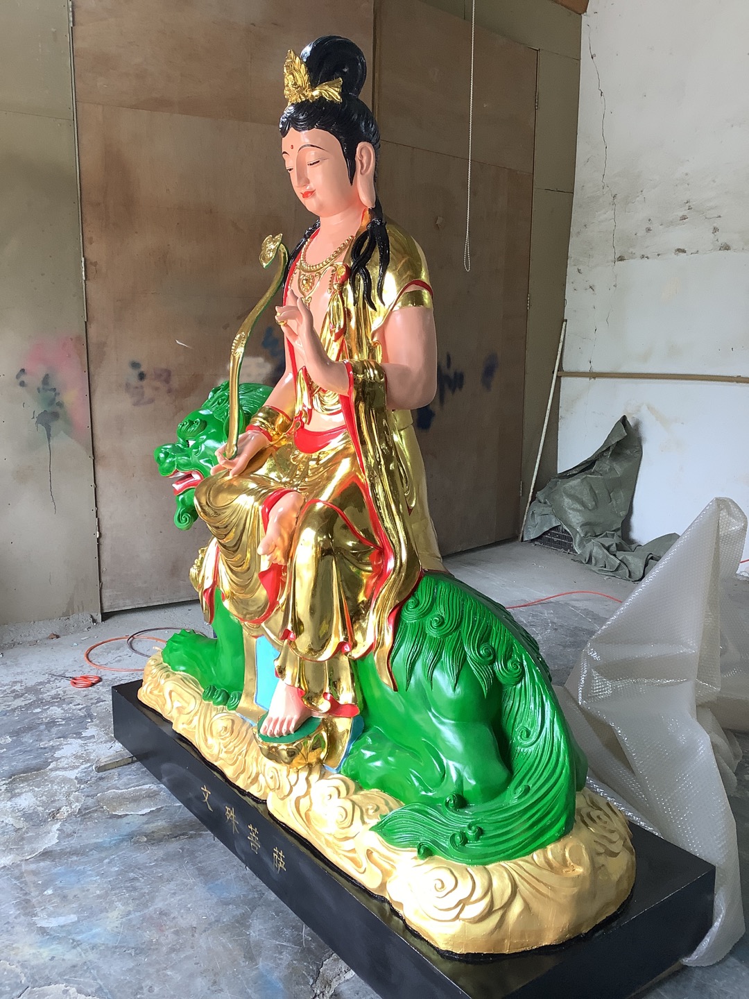 梨山老母神像 千年白蛇白娘子神像 寺庙景区摆放白素贞神像