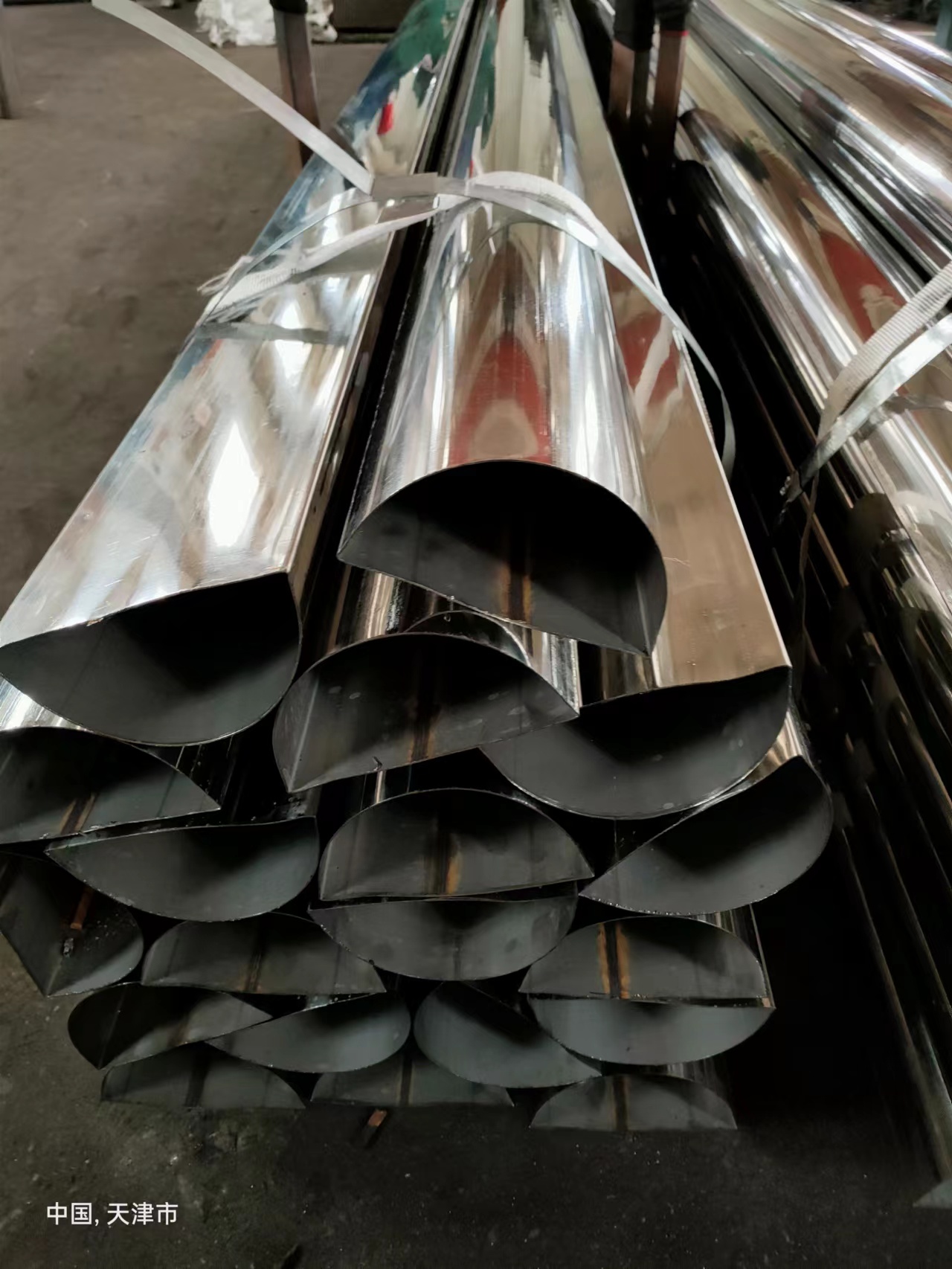 80160镀锌半圆管生产厂家半圆型钢管在线加工