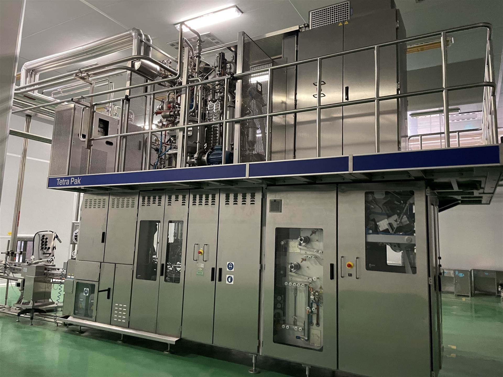 a3柔性1000ml利乐灌装机整线