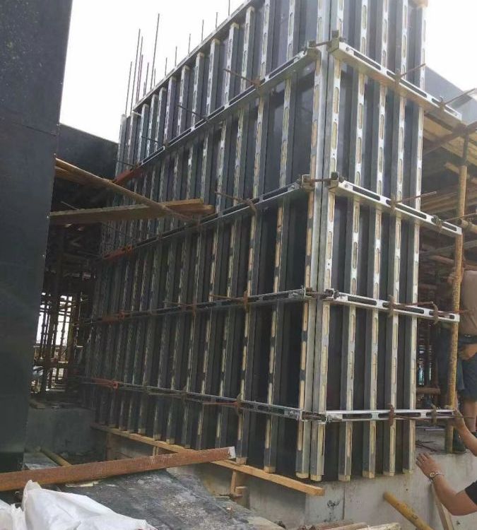 方钢龙骨租赁建筑桥梁用钢木龙骨房建墙体支撑