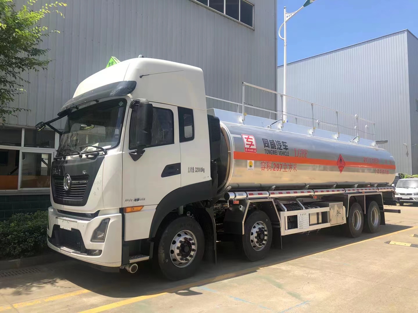 油罐车厂家同威