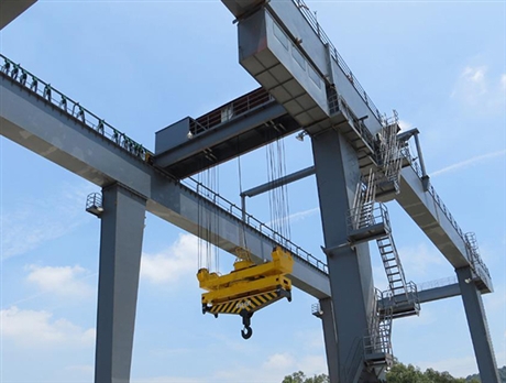 航车厂家40t行车厂家qd型450100t吊钩桥式起重机价格