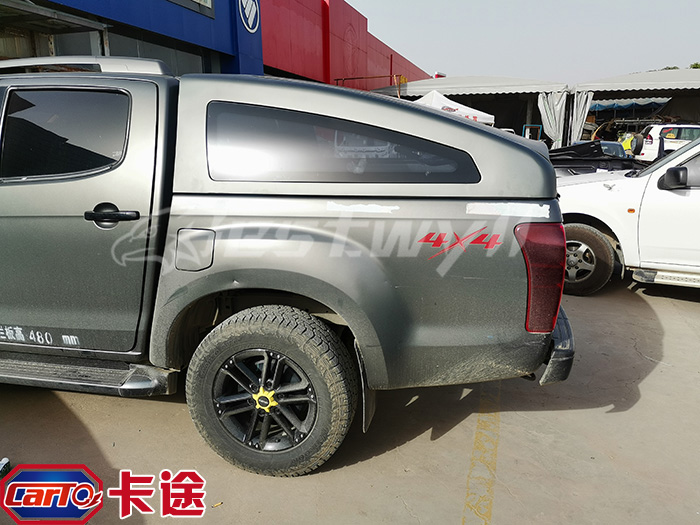长城风骏5欧洲版皮卡高顶后盖
