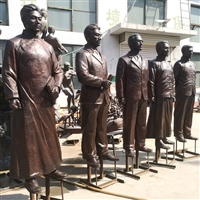 现代人物铜雕塑 广场铜像摆件 街头主题雕塑定制厂家