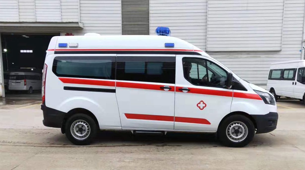 福特v362国六中轴柴油负压 监护型救护车 hny5043xjhj6