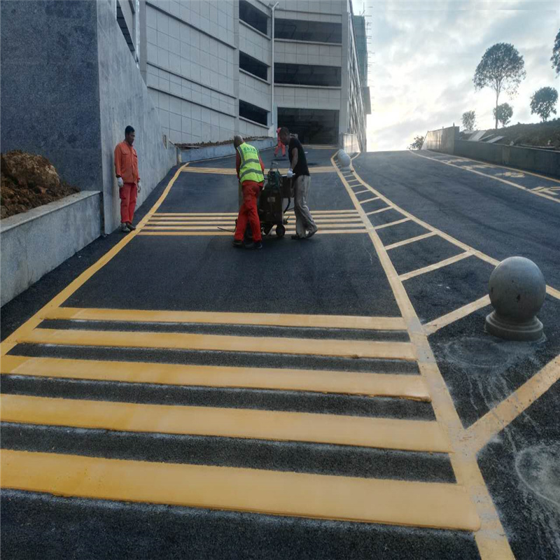 热熔划线,热熔标线,停车位划线,生活小区划线,道路斑马线划线施工