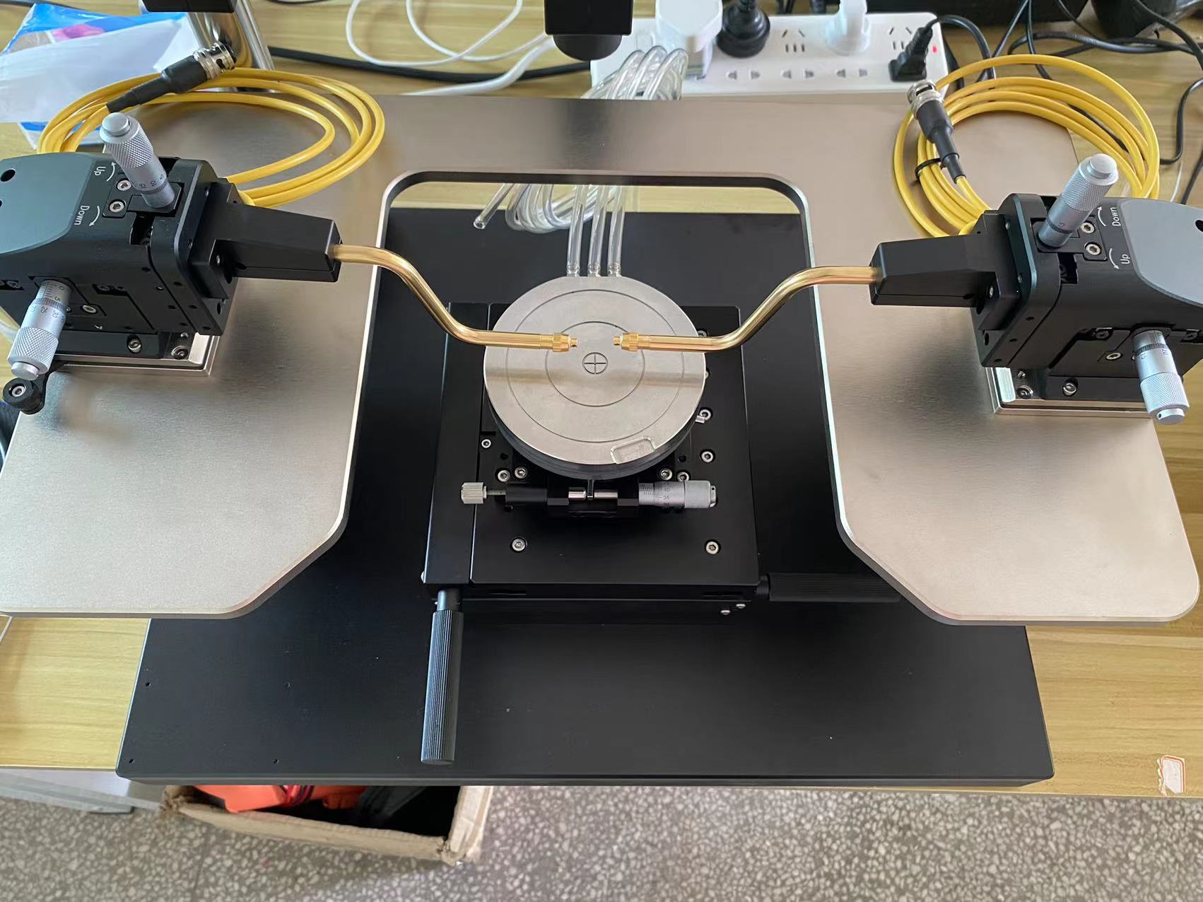 优测基础型探针台dm4