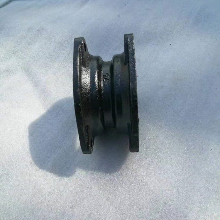 b型铸铁管件 又称为双法兰铸铁管件 - 套袖,管箍,直接 指两端全部为承