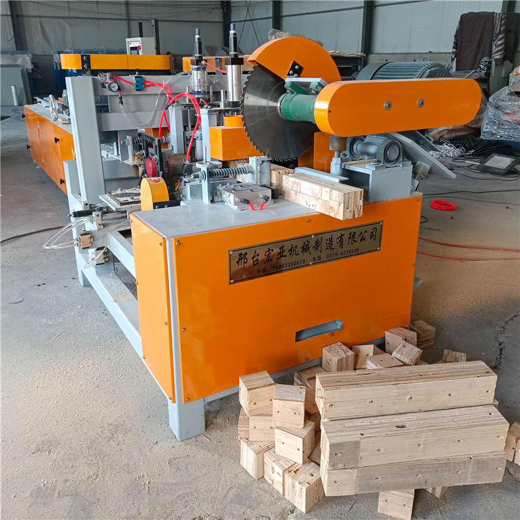 包装箱木托盘脚墩机脚墩打钉切割机数控切墩机定制