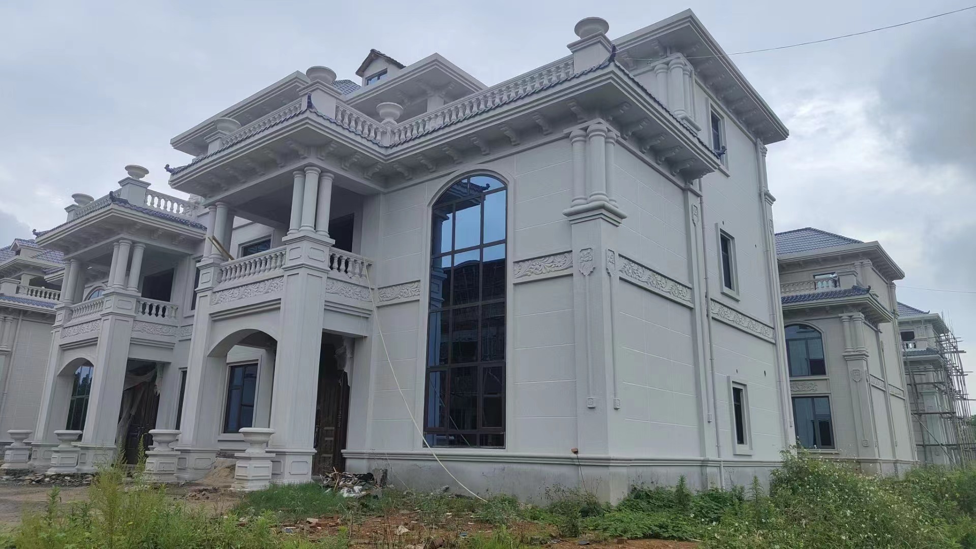 福建仿石漆施工知识房子主体建好之后福建水包砂装修