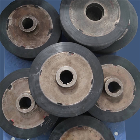 生产加工聚氨酯包胶 金属零件表面包胶 滚轮防刮耐磨浇筑橡胶