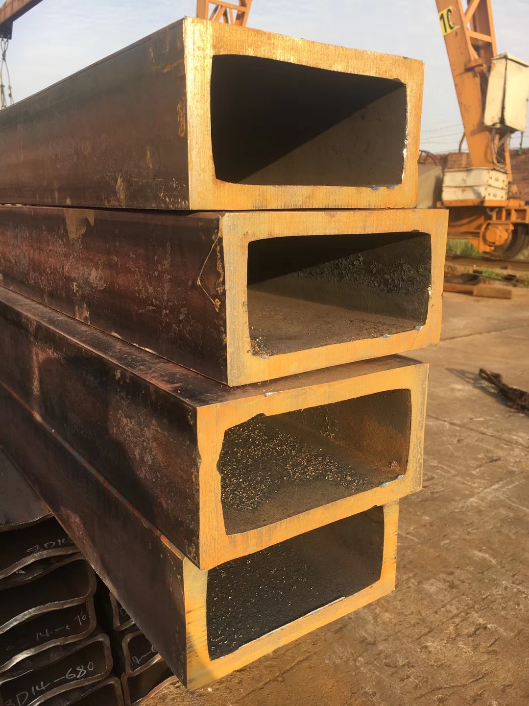 供应方管国标4x6镀锌q235b厚壁矩形管规格可定制长度