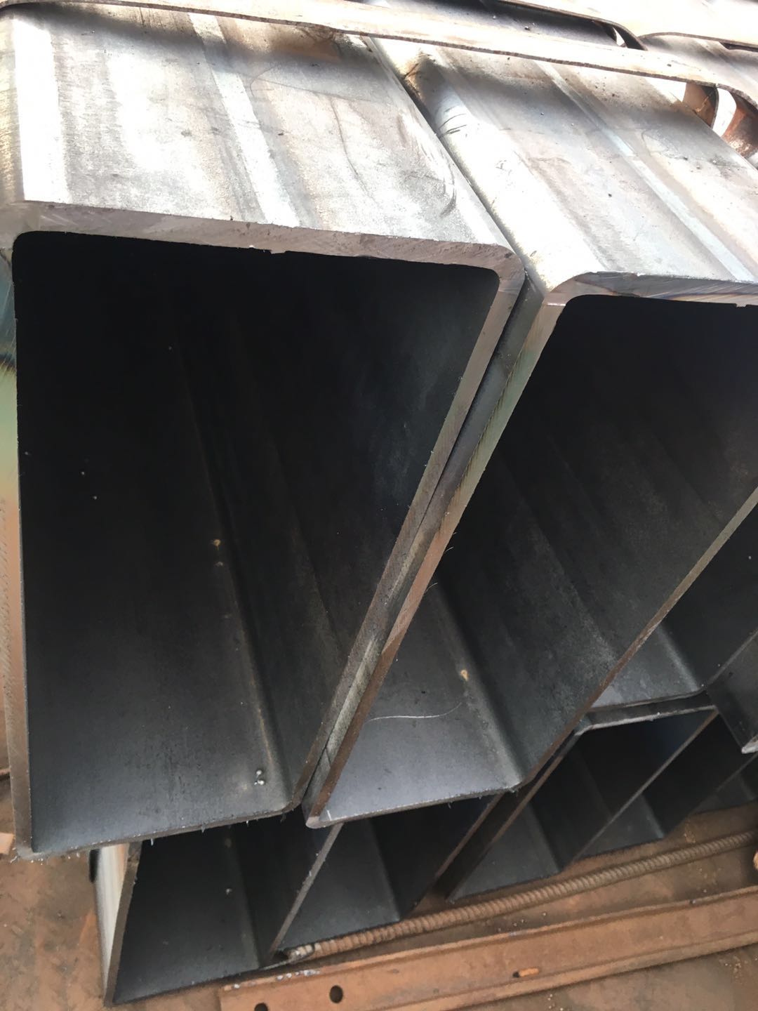 厂家直供q235b矩形管镀锌方管热轧方铁扁椭异形铁加工