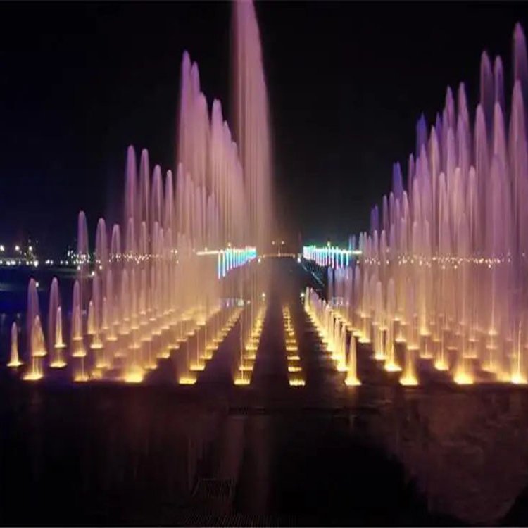 朔州喷泉施工 生产喷泉的厂家 雾森设备厂家 四川喷泉设备制作