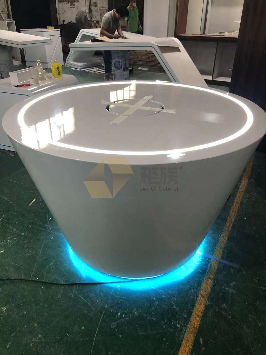 多款圆形展示体验桌定制