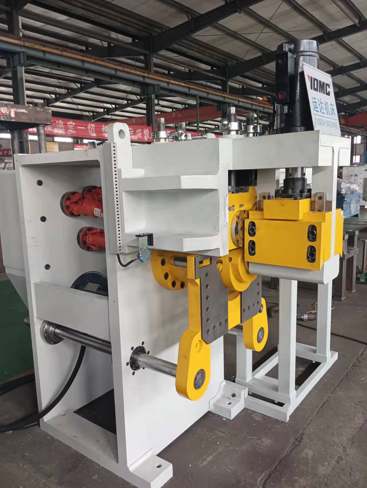 运达拖拉机工程车轮辋卷圆机