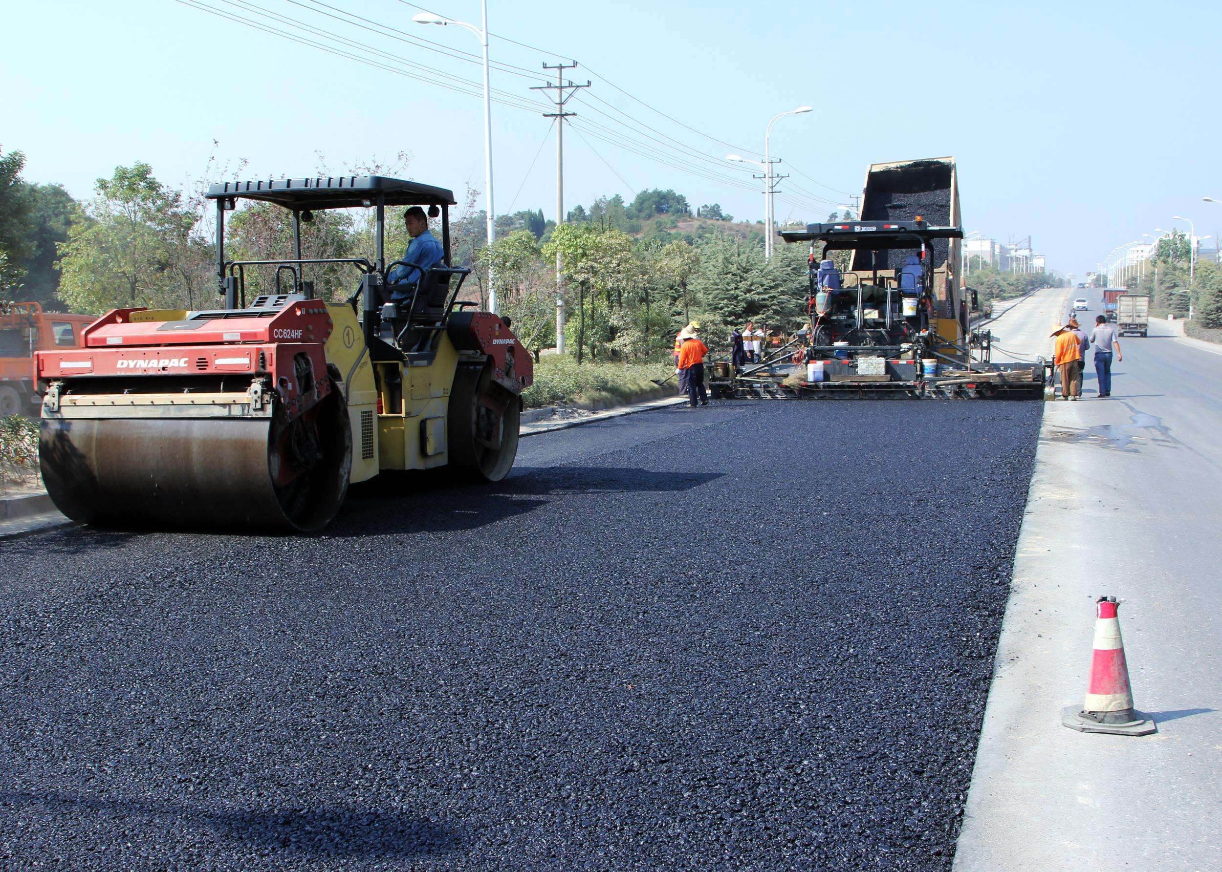 承接柏油路沥青工程 公路沥青摊铺施工 粗粒式沥青ac-20