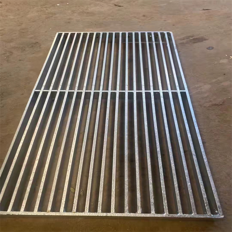 河北镀锌钢格栅厂家供应 山东插接钢梯踏步板 济南插接楼梯踏步板