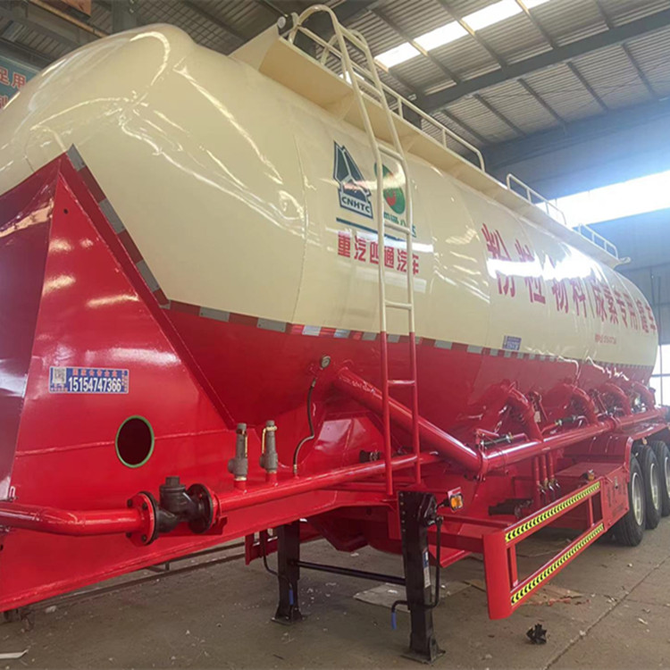 13米电石危险品运输车 轻量化发展环境向好