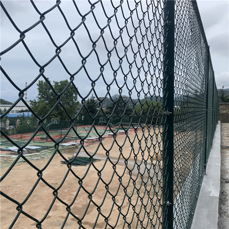 勾花球场围网 球场专用围网 运动场围网 体育场围栏