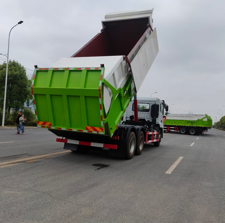 箱式粪污运输自卸车,罐式抽吸污水粪便运输自卸车,环卫污泥淤泥运输
