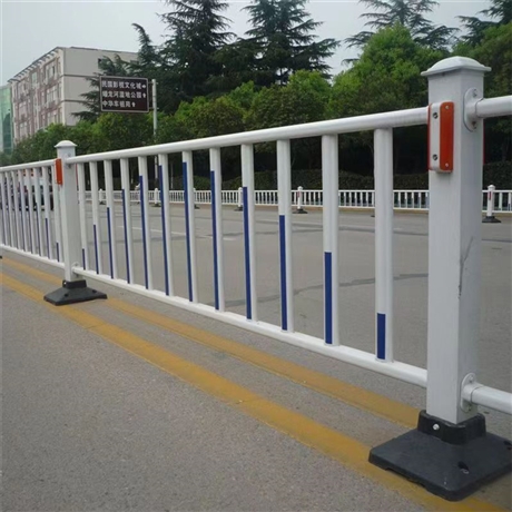 山东长清区道路护栏 隔离护栏