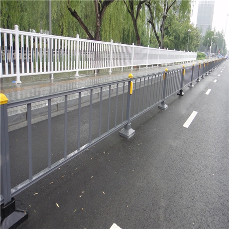 山东槐荫区道路护栏 隔离护栏