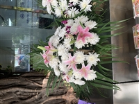 沙湾殡仪花圈在哪里（沙湾殡仪花圈在哪里做）