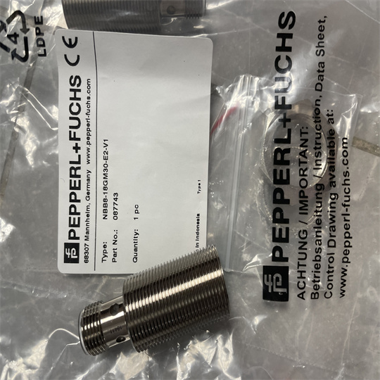 有德国P+F漫反射和反射型超声波传感器