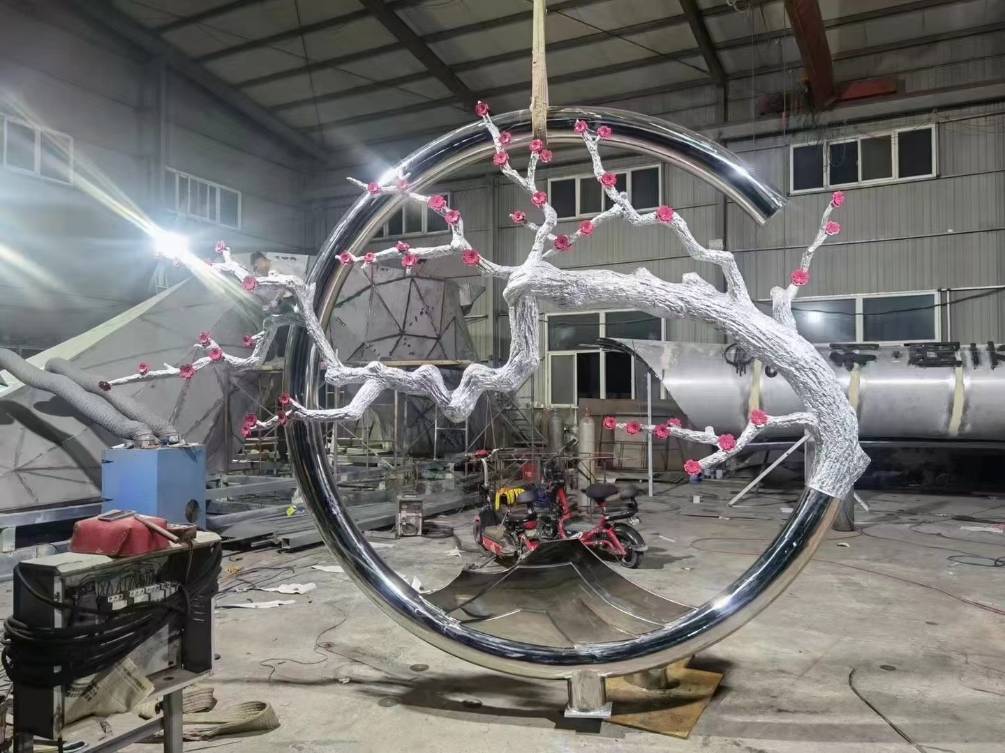 不锈钢金属圆环雕塑 户外城市大型广场圆形水景装饰摆件