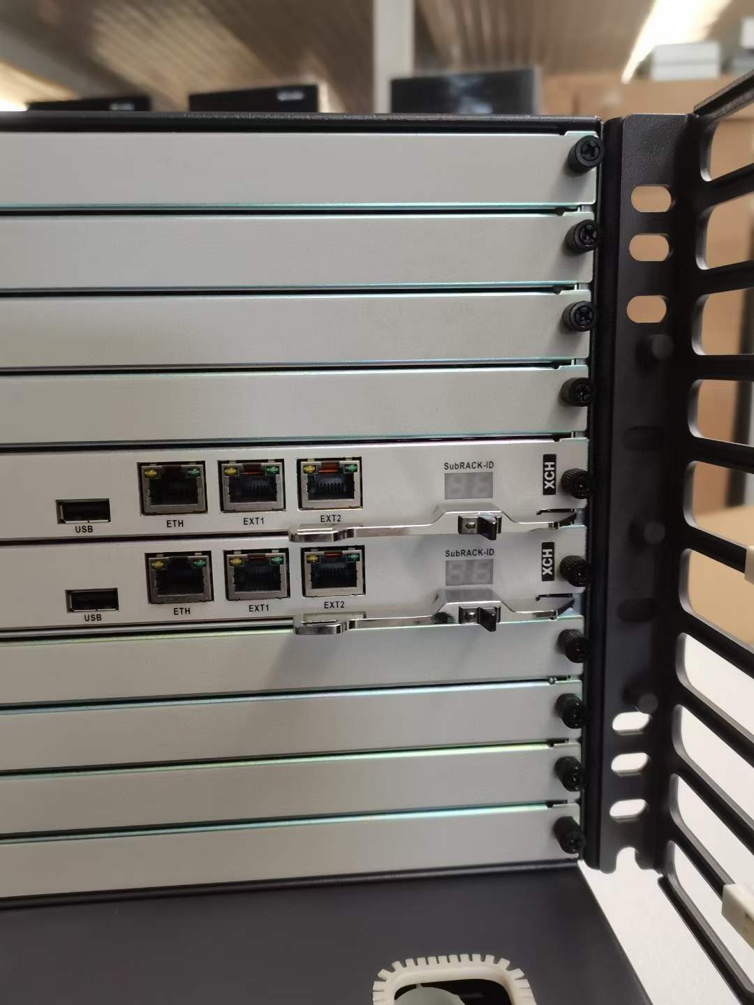 ΪOSN1800V˻ OptiX OSN1800Vҵ⴫ƽ̨˫TNZ8XCH01ͨý漰ʱӴ