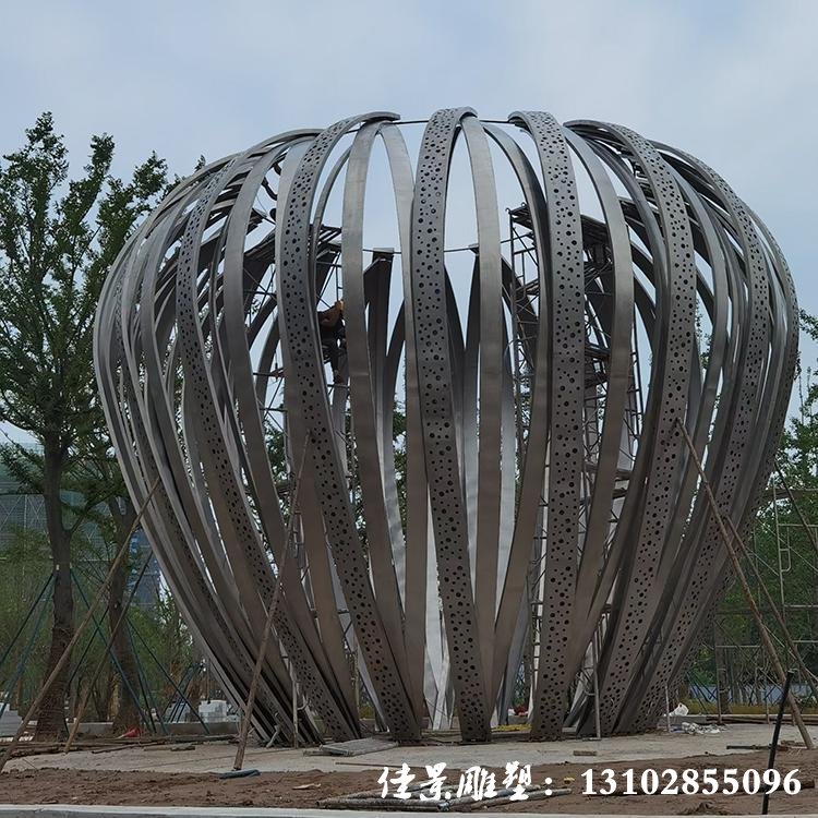 不锈钢广场雕塑 公园发光镂空景观